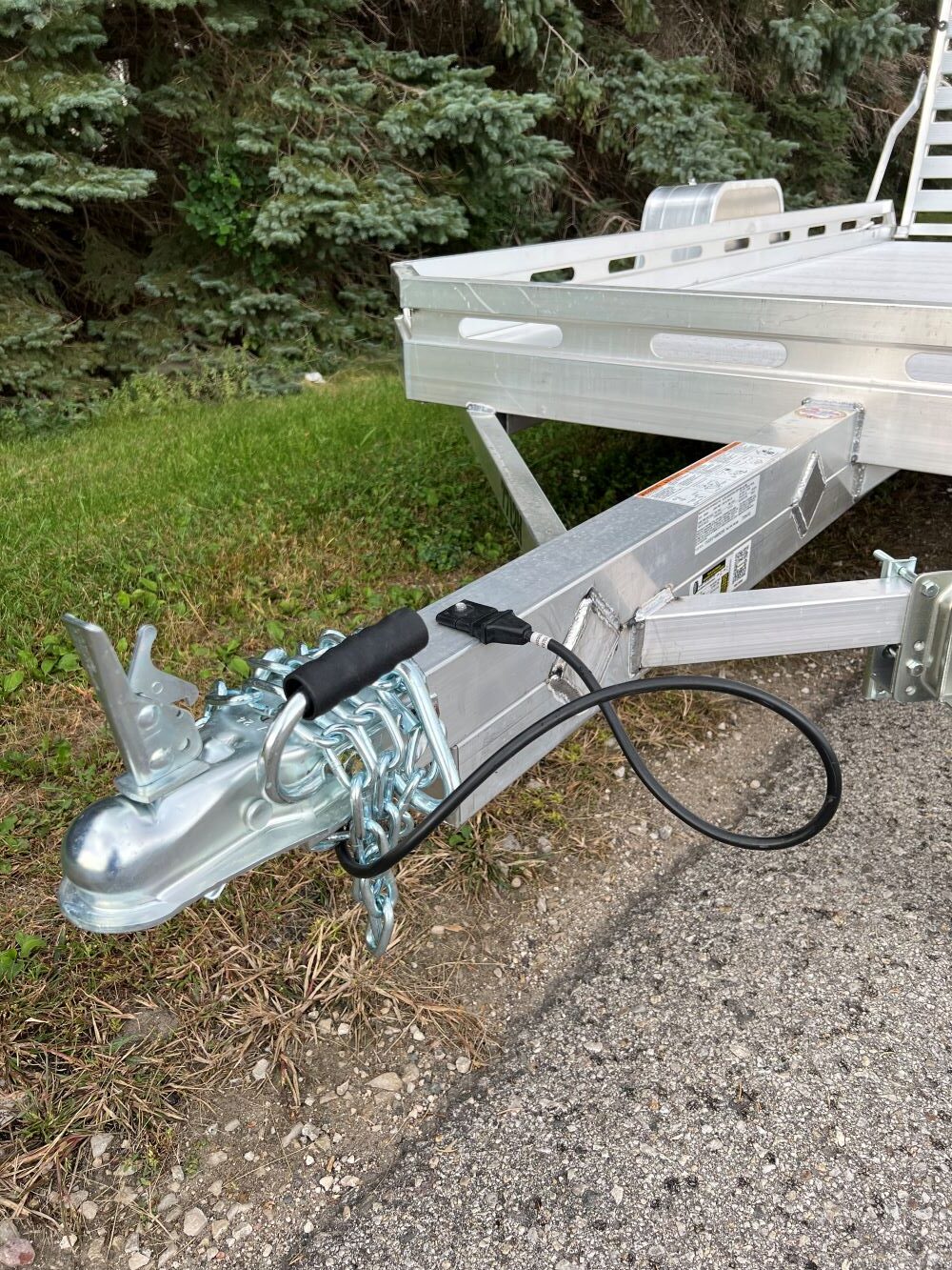 You are currently viewing Steel vs Aluminum Truck Bed: Which Is Better for Your Truck?