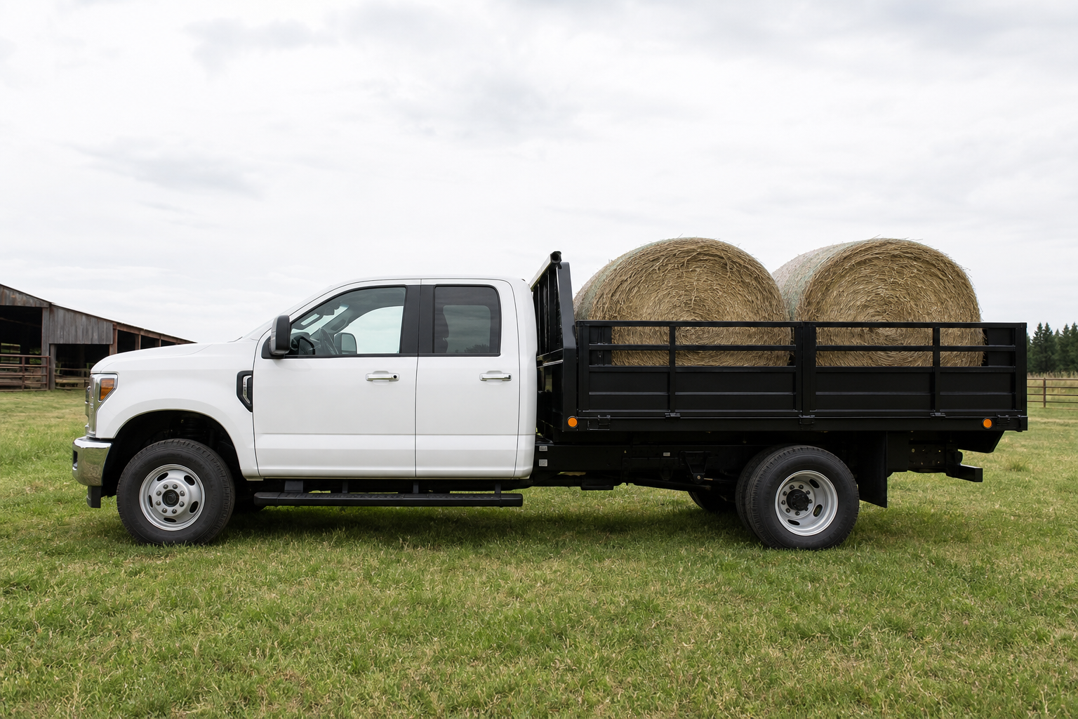 You are currently viewing Bedrock vs Pronghorn Hay Beds: Which Is Best for Your Ranch or Farm?