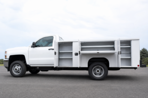 Read more about the article CM Service Body vs RKI Service Body: Which One Is Right for Your Work Truck?