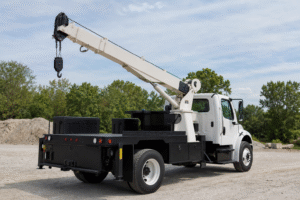 Read more about the article RKI vs CM Crane Bodies: Which Is Right for Your Work Truck?
