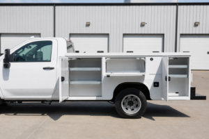 Read more about the article Aluminum vs. Steel Service Body: Which Is Right for Your Work Truck?