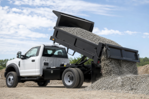 Read more about the article Dump Body vs. Stake Body for Hauling Gravel: Which Truck Body Wins?