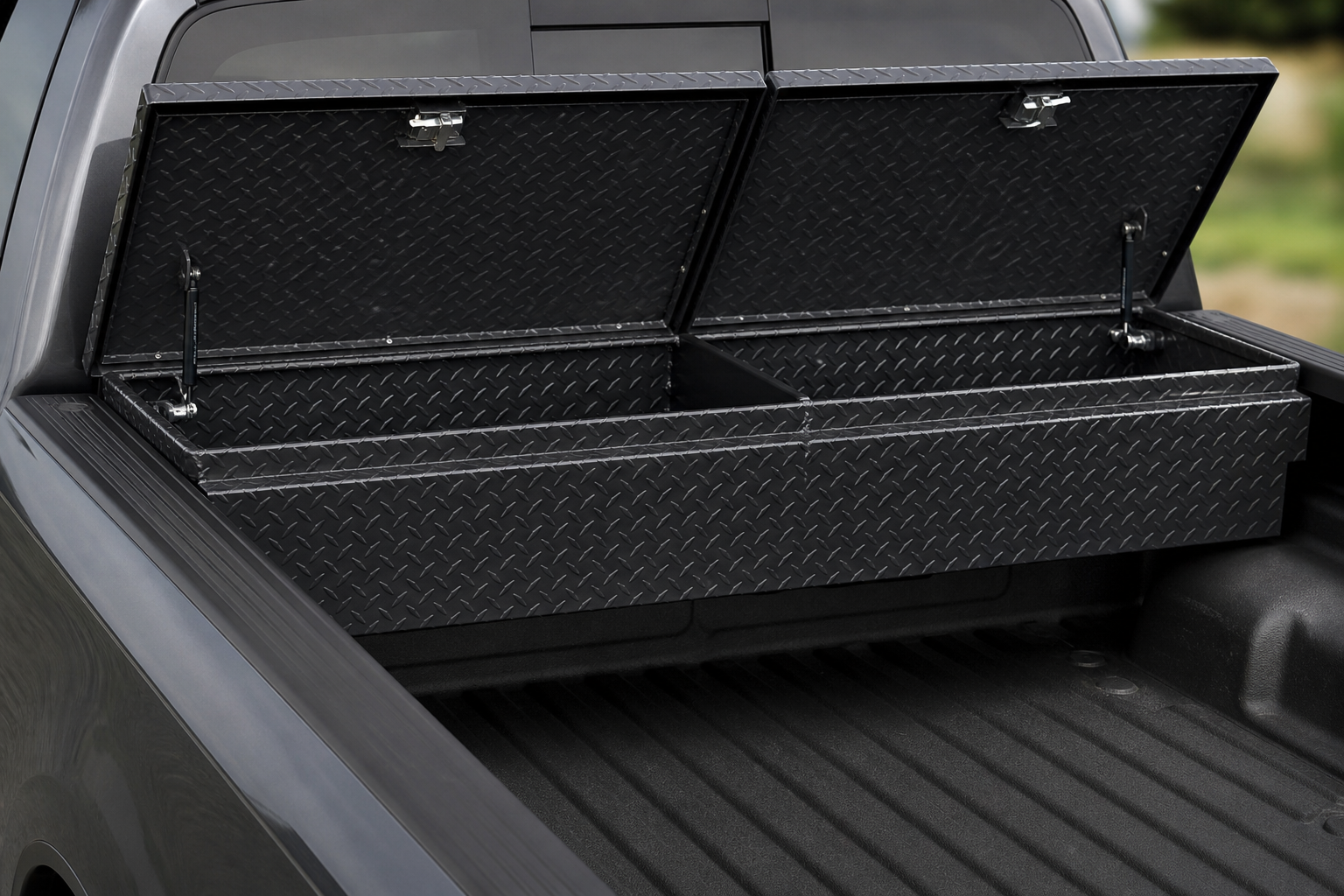 You are currently viewing Single Lid vs Double Lid Truck Toolbox: Which Should You Choose?