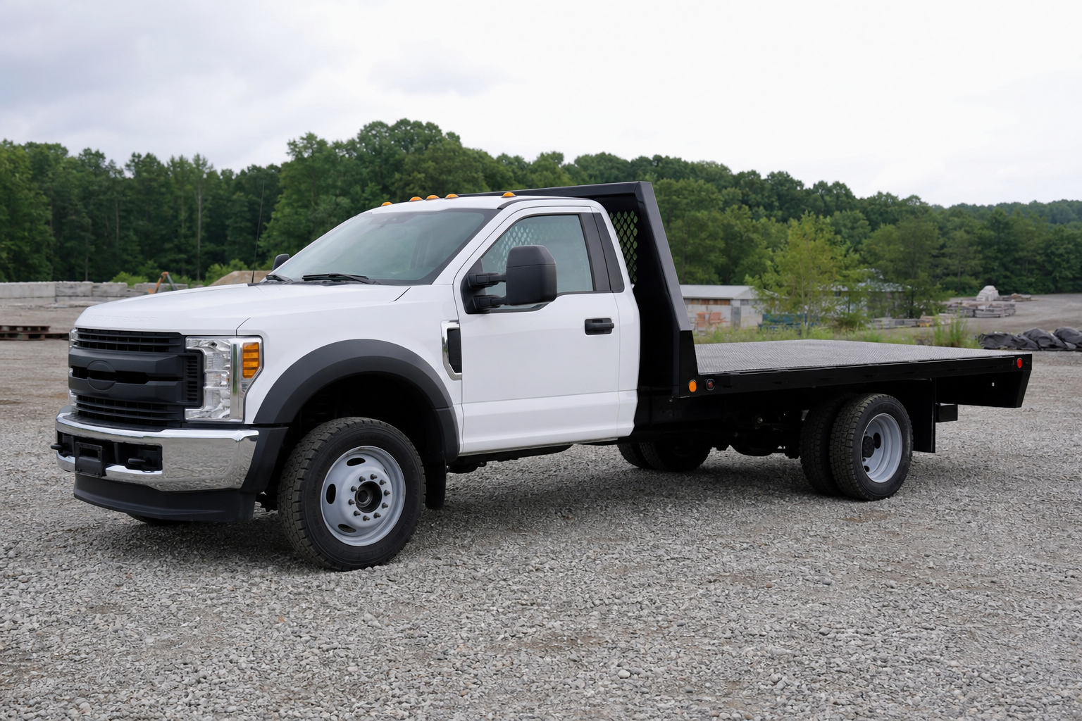 You are currently viewing 2026 Ford F-450 Flatbed Options: What Texas & Louisiana Buyers Should Know