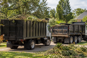 Read more about the article Landscape Body vs Dump Body for Landscaping Crews